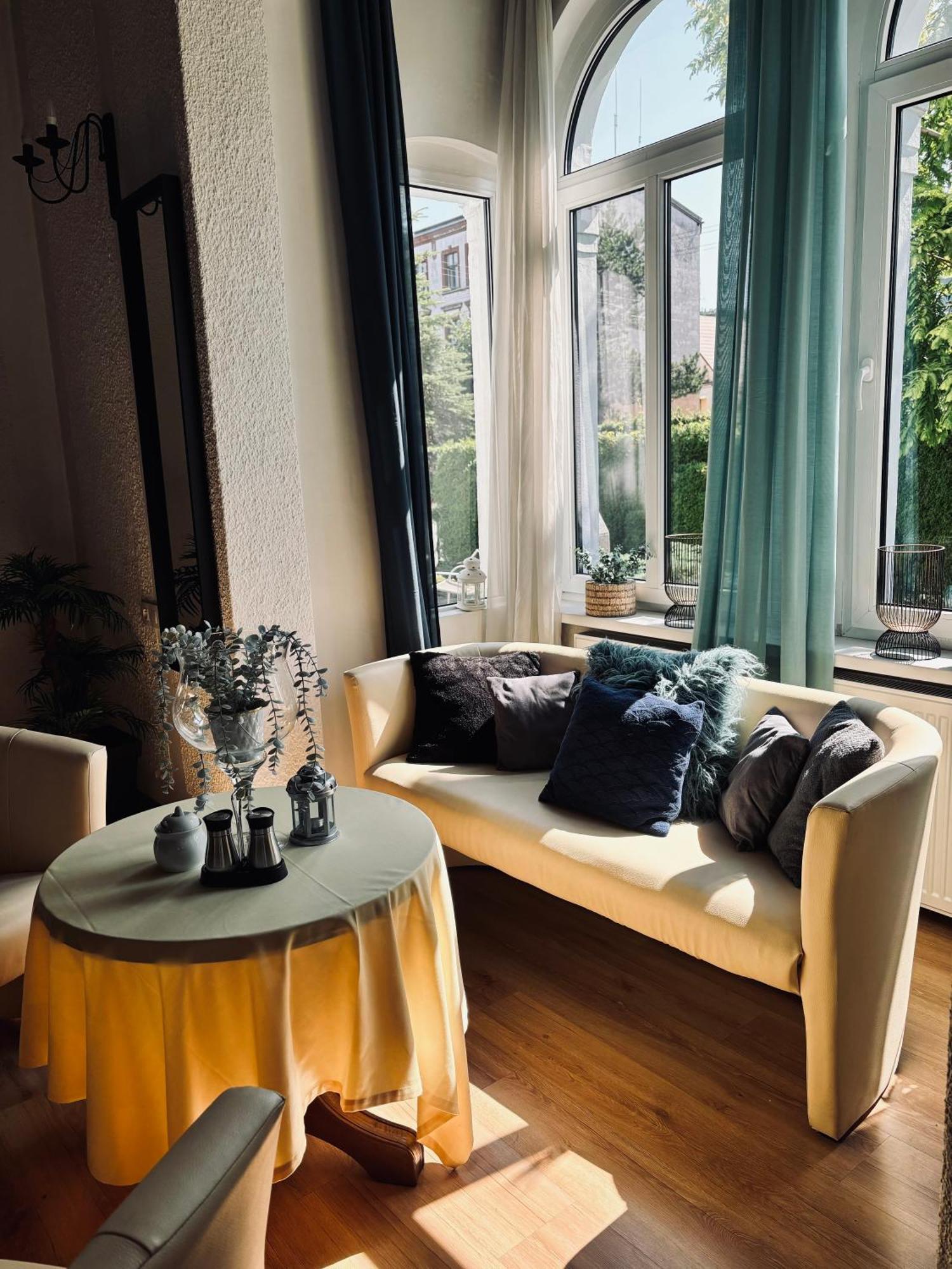 Pod Wozem * Trzebiatow nad Rega